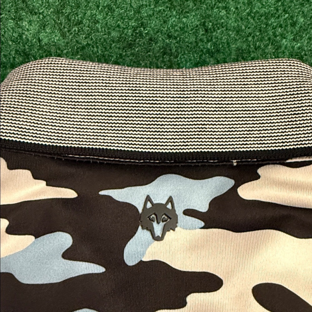 *RARE* Greyson Polo from Michael Jordan's The Grove XXIII (Camo mix/ Size M) - Picture 7 of 8